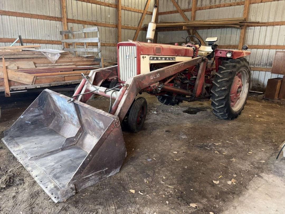 Image of International Harvester 656 Primary image