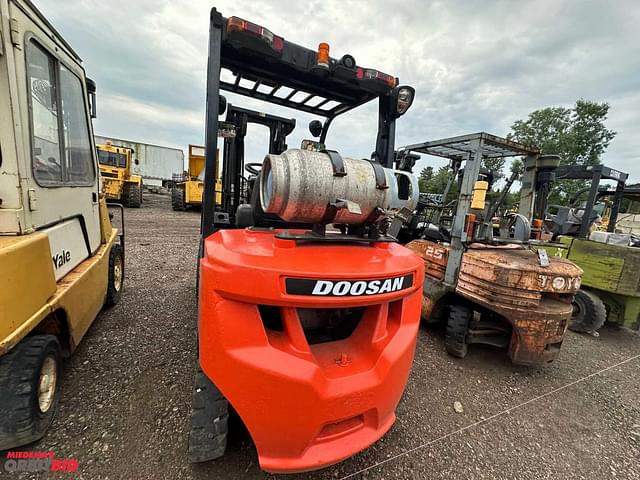 Image of  Doosan G30N-7 equipment image 4