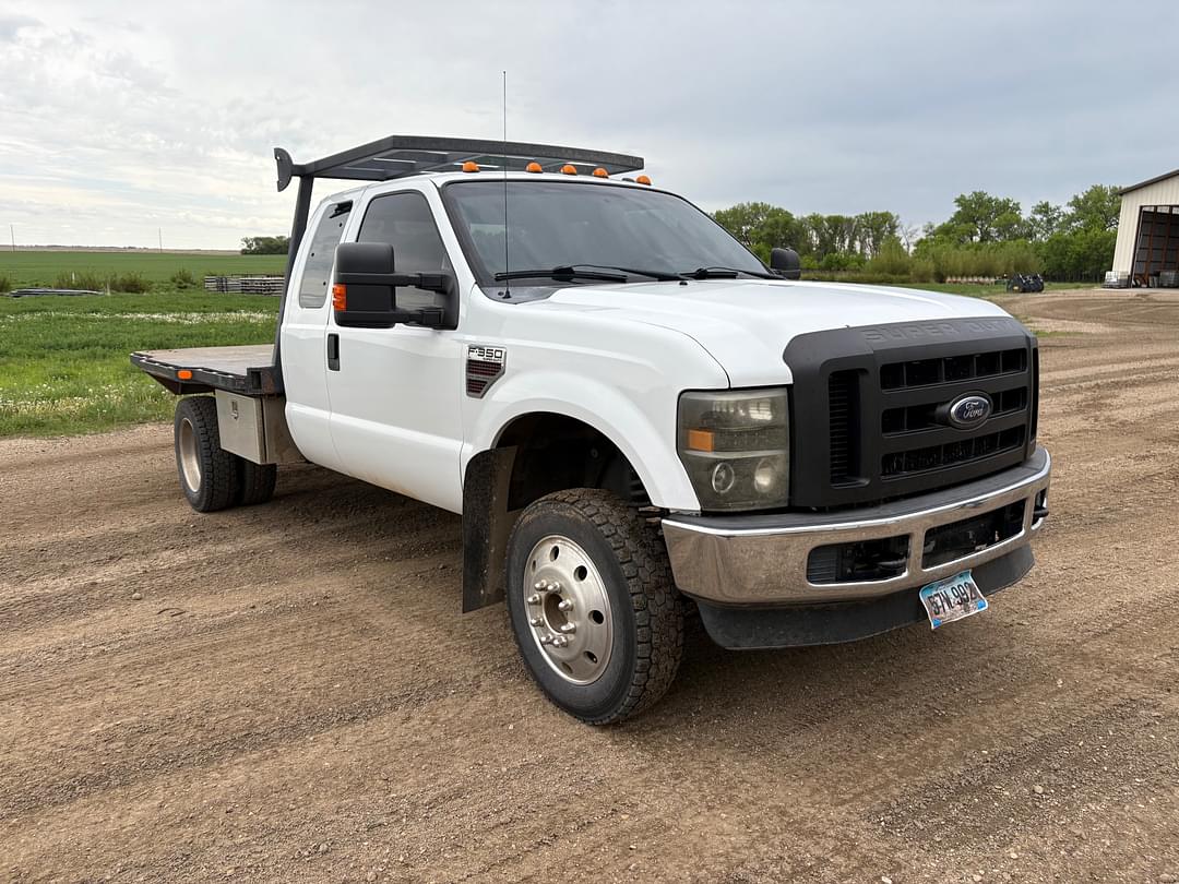 Image of Ford F-350 Primary image
