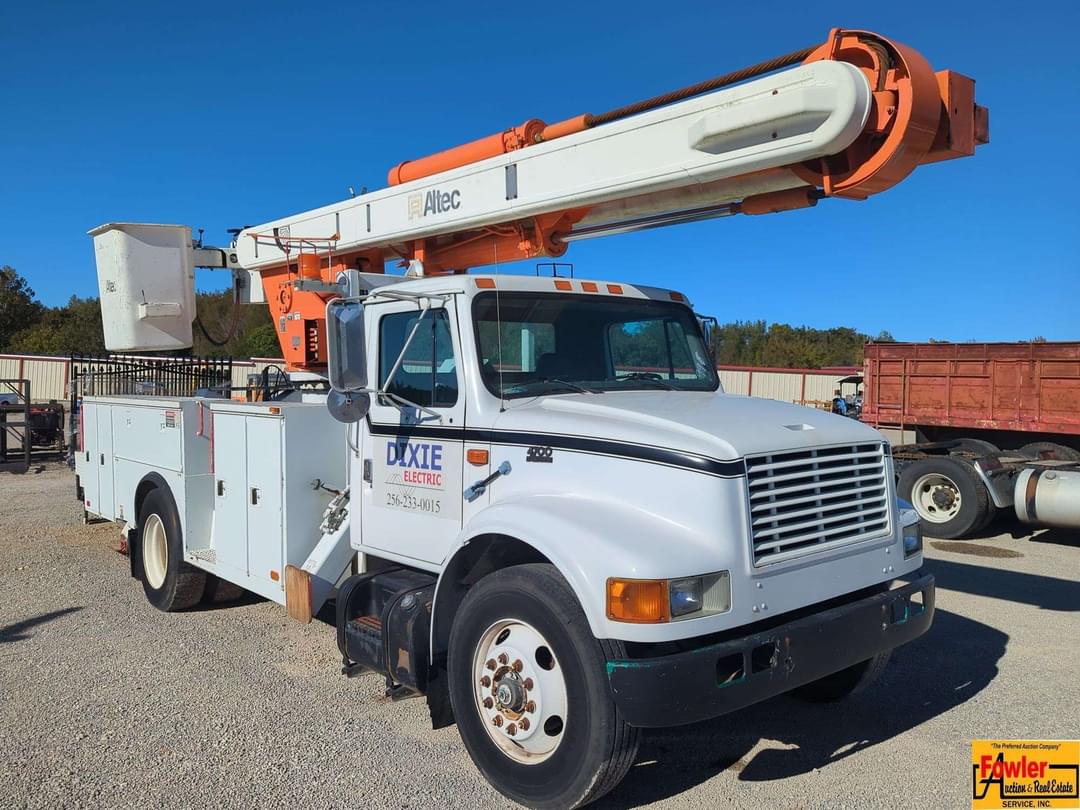 Image of International 4700 Primary image