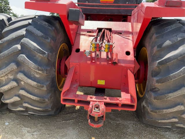 Image of Versatile 1150 equipment image 3