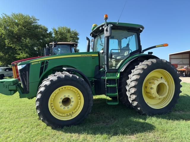 Image of John Deere 8360R equipment image 4