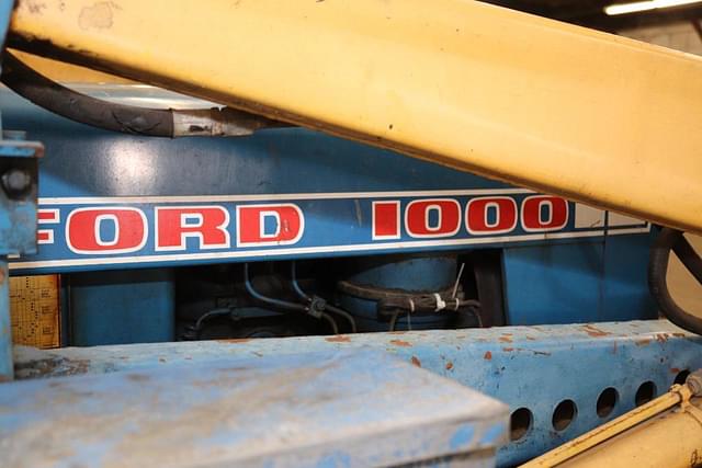 Image of Ford 1000 equipment image 3