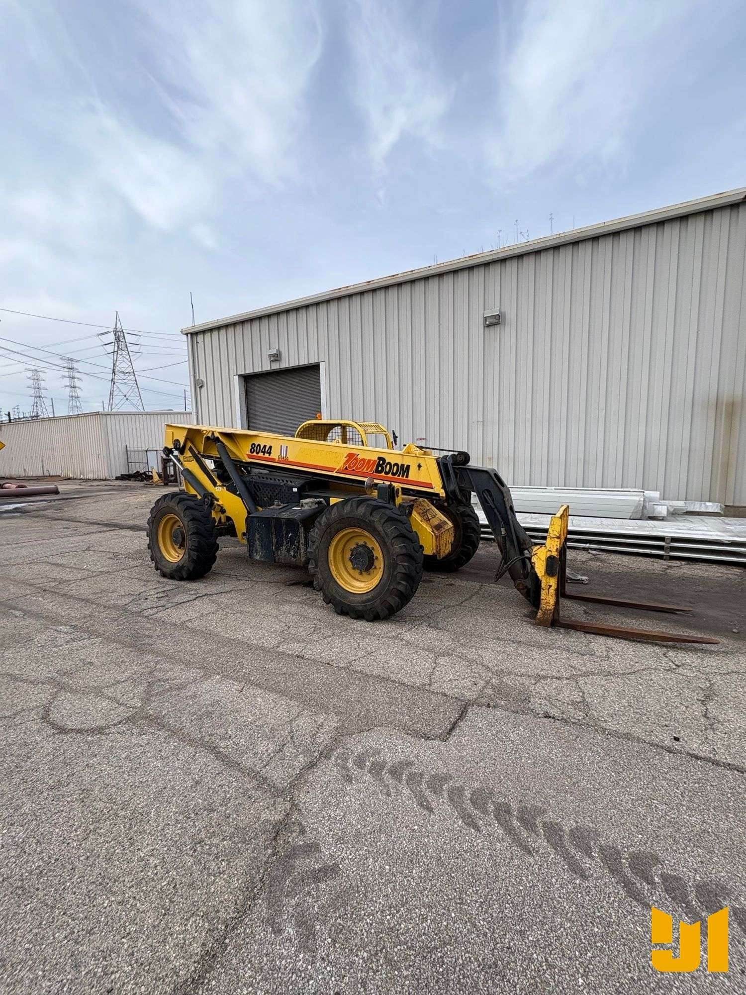 Care Lift ZB8044-44 Equipment Image0