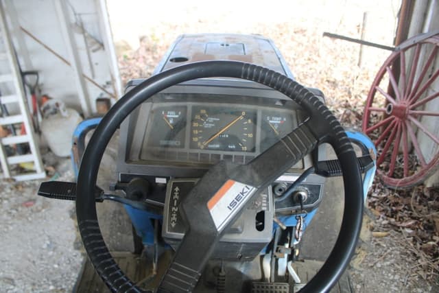 Image of Iseki TA210 equipment image 3