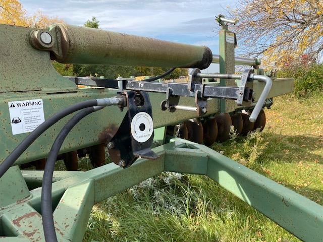 SOLD - Wishek 862NT 35' disk, single pt depth control, HD cushion gang ...