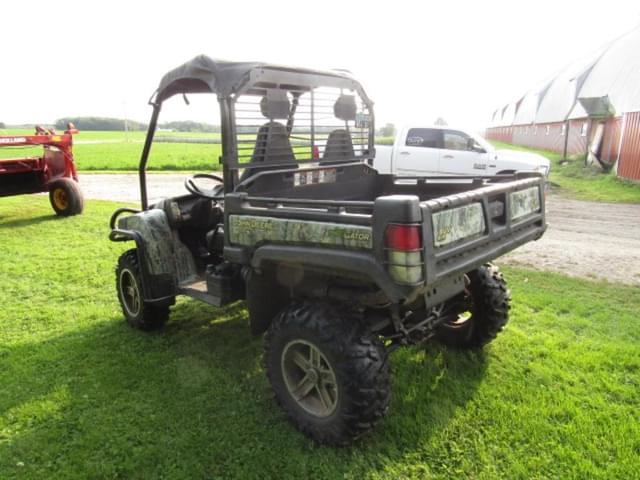 Image of John Deere Gator 825 equipment image 2