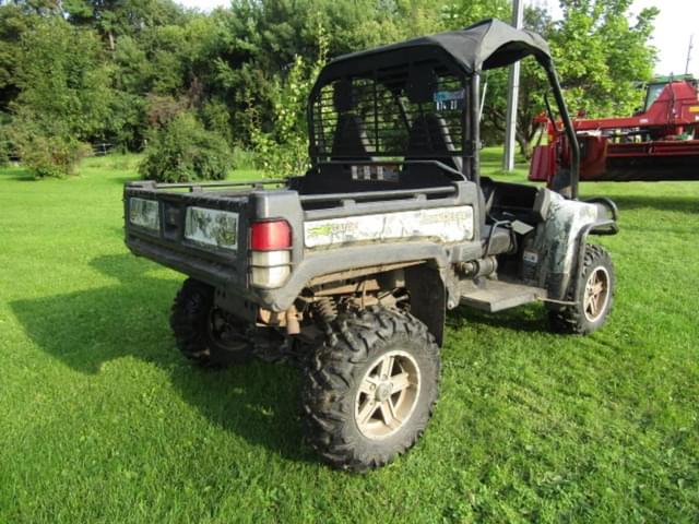 Image of John Deere Gator 825 equipment image 3