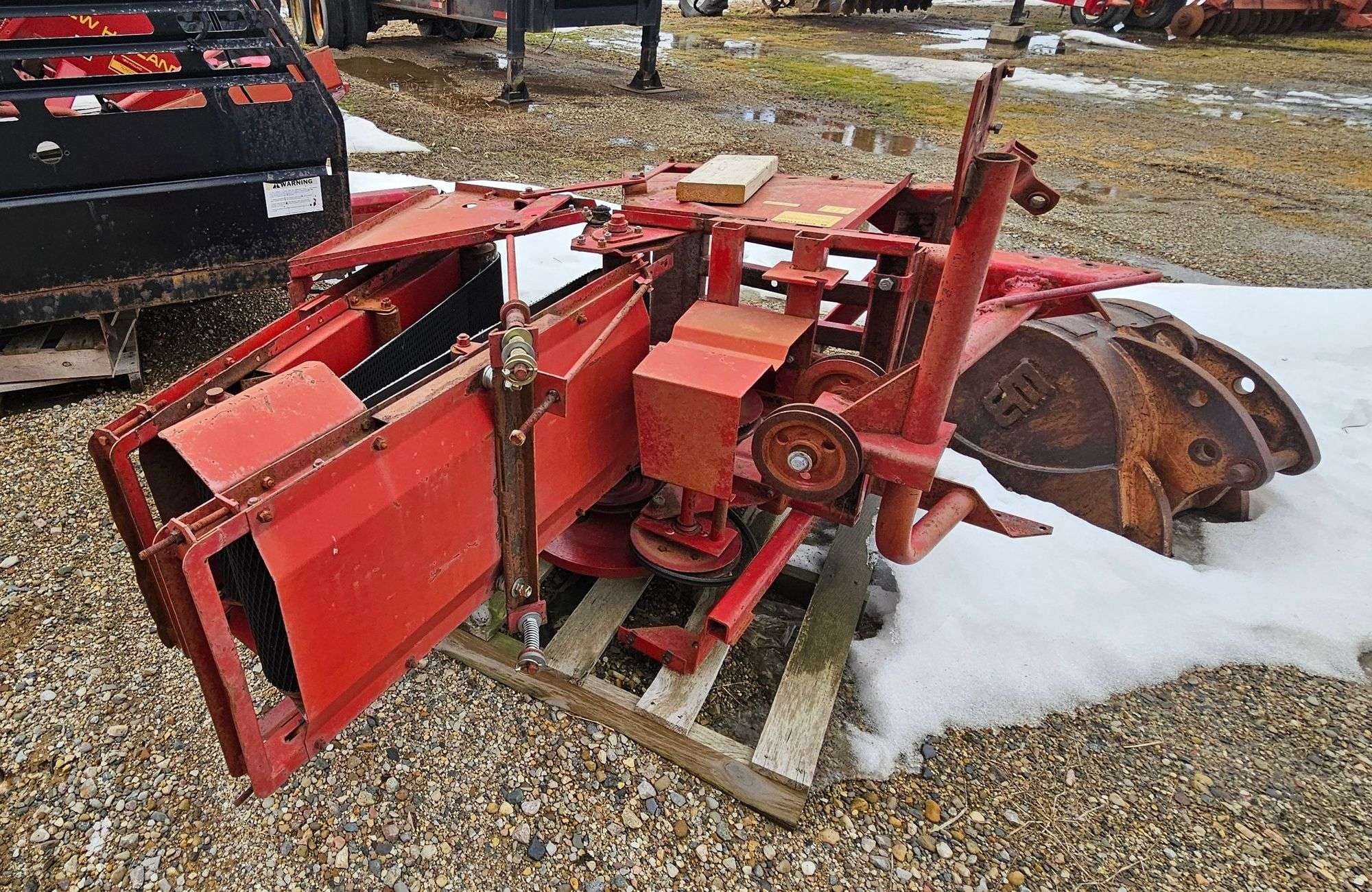 New Holland 70 Equipment Image0