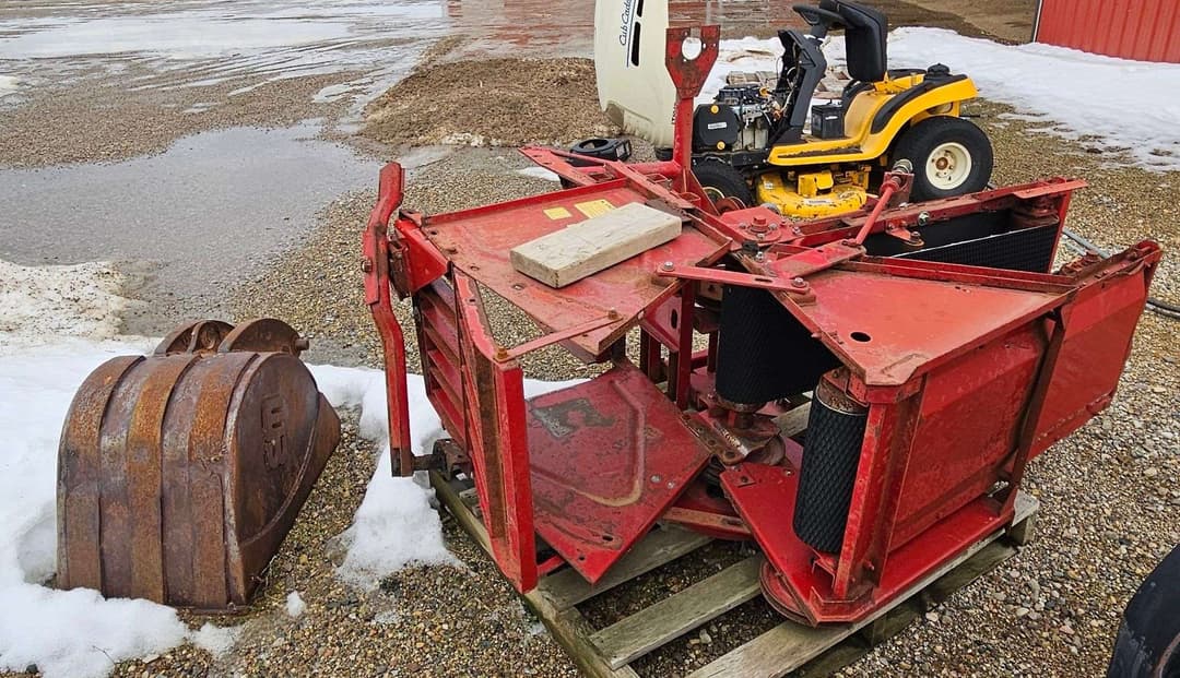 Image of New Holland 70 Image 1