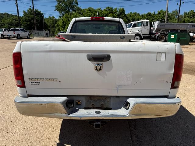Image of Dodge Ram 2500 equipment image 4