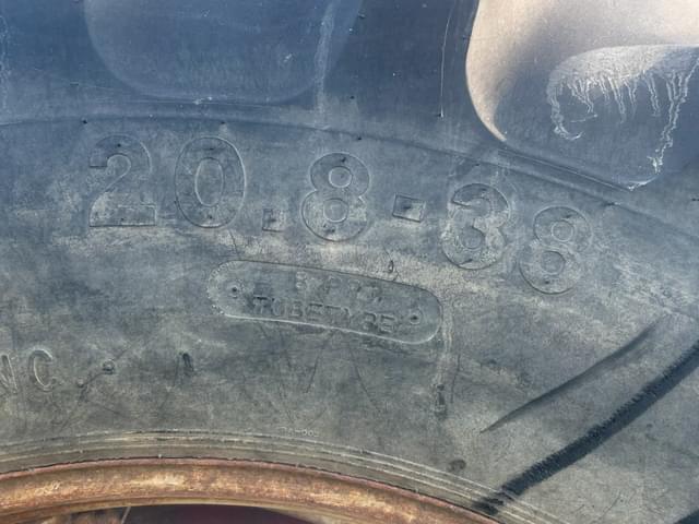 Image of Allis Chalmers 7045 equipment image 3