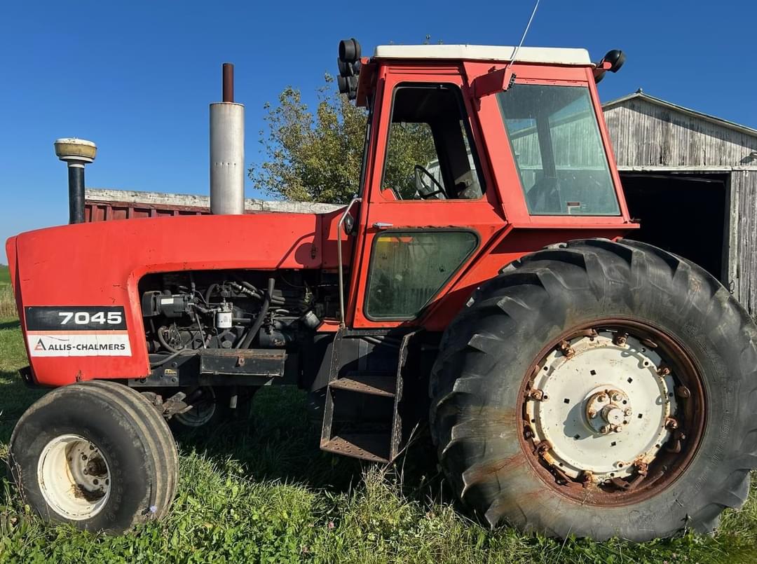 Image of Allis Chalmers 7045 Primary image