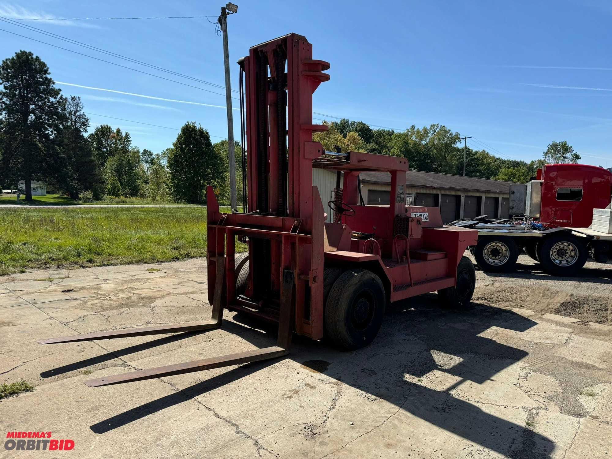 Main image Taylor Y-20-W0