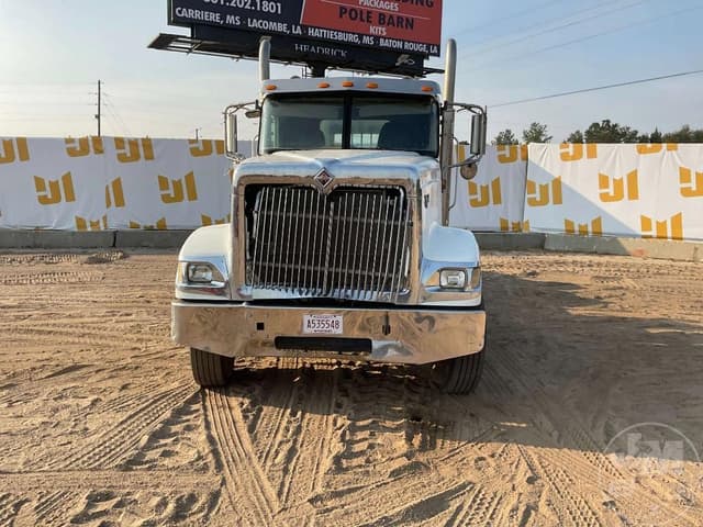 Image of International 9900I equipment image 1