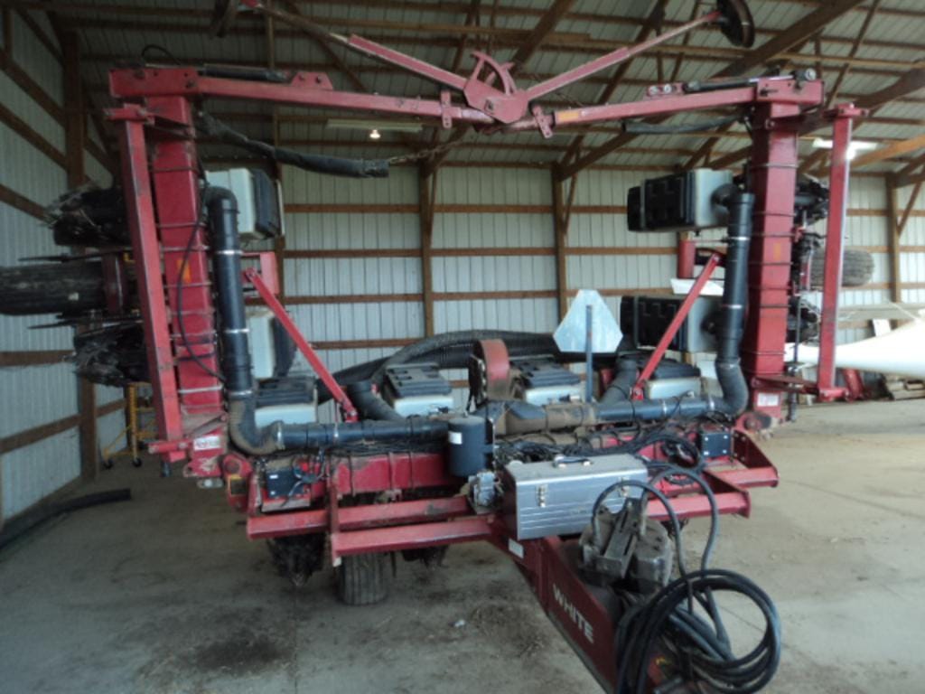 Main image White 6128