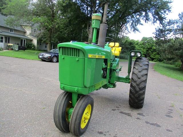 Image of John Deere 3010 equipment image 1