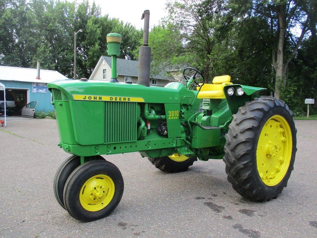 Image of John Deere 3010 Primary image