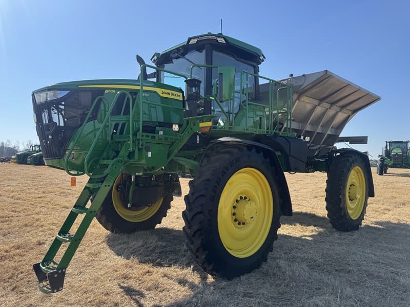 Image of John Deere 600R Primary image