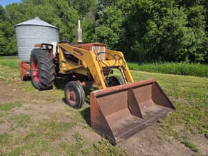 1966 Farmall 656 Image