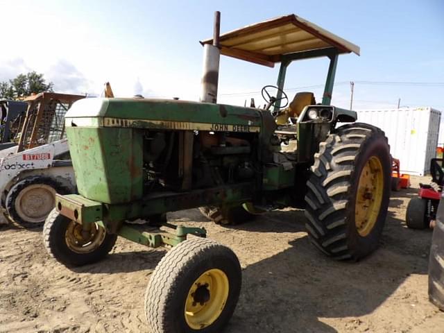 Image of John Deere 4240 equipment image 2