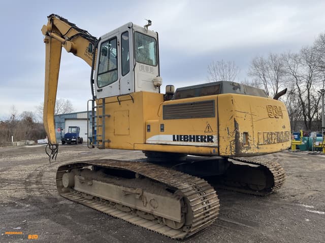 Image of Liebherr R934B equipment image 2