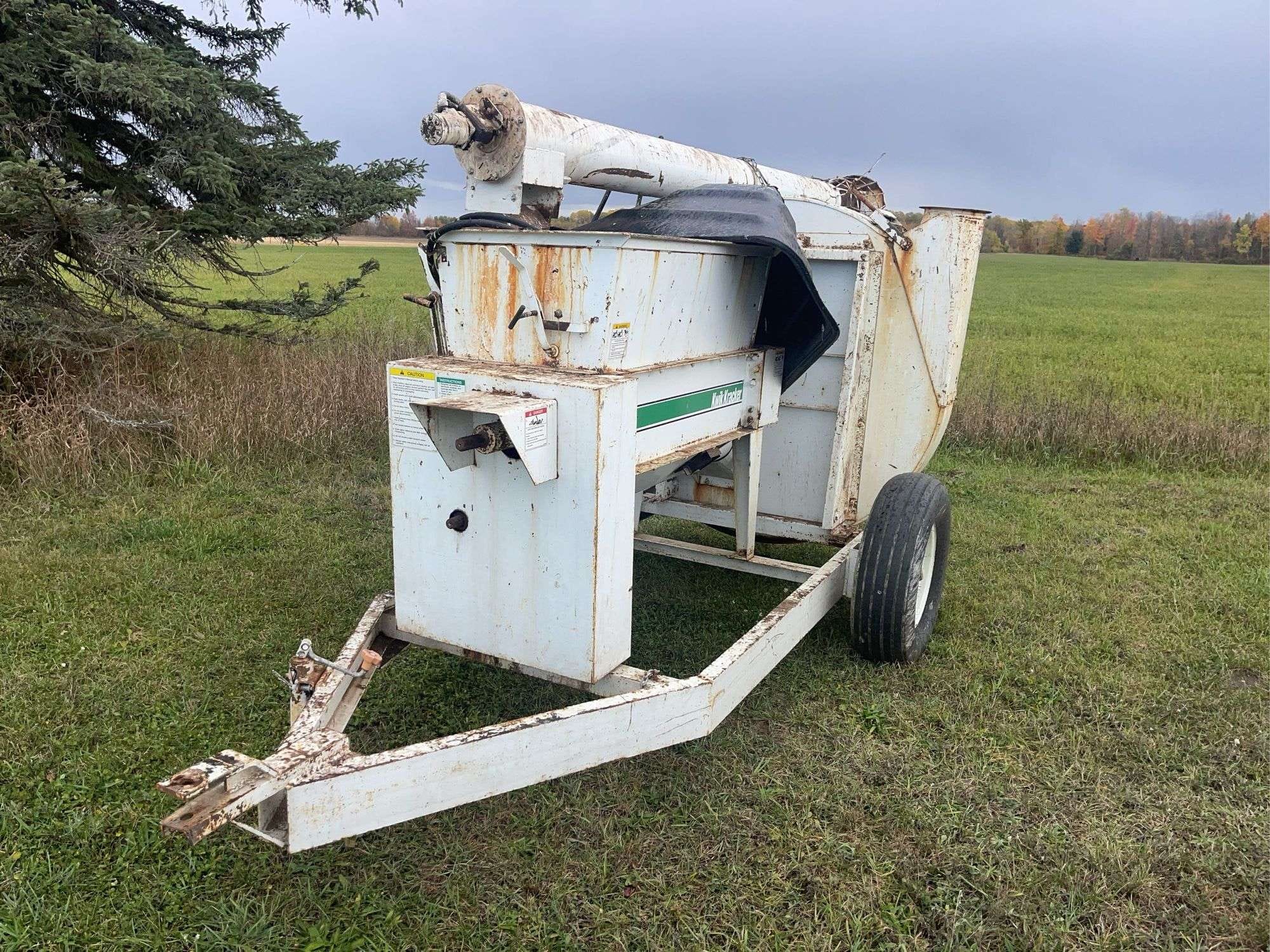 Henke B745 Equipment Image0