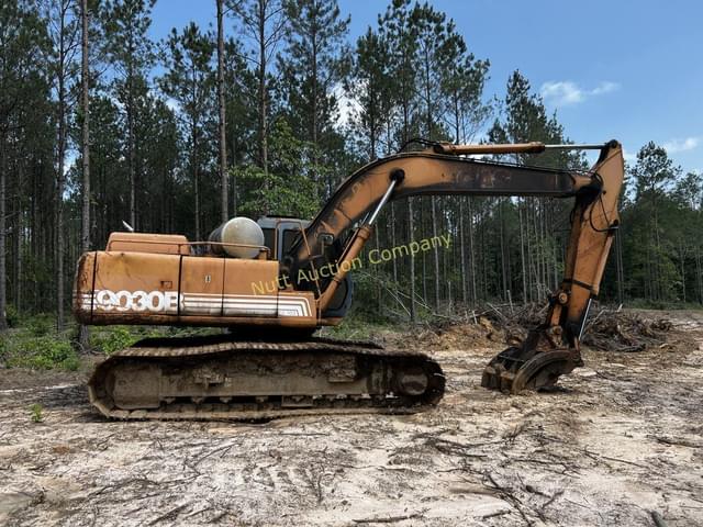 Image of Case 9030B equipment image 4