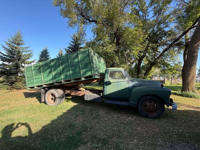 Image of Chevrolet Loadmaster equipment image 4
