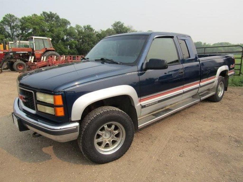Image of GMC 2500 Primary image