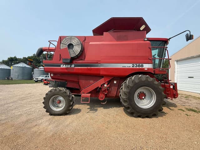 Image of Case IH 2388 equipment image 4