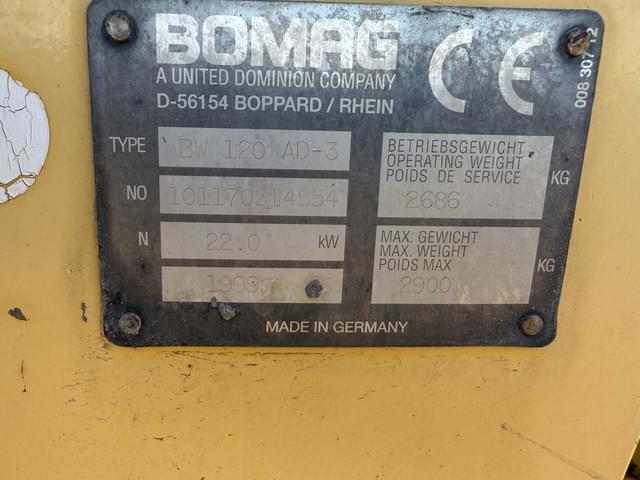 Image of Bomag BW120AD-3 equipment image 4