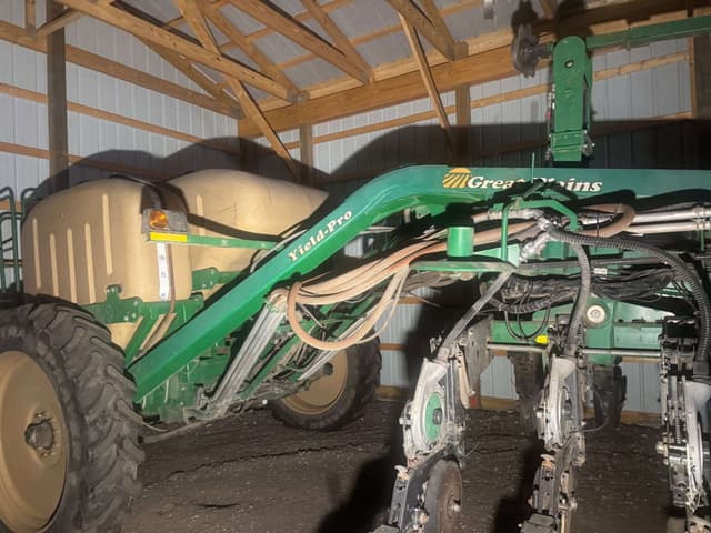 Image of Great Plains YP1225 equipment image 4