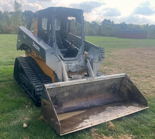 Image of John Deere 331G equipment image 2