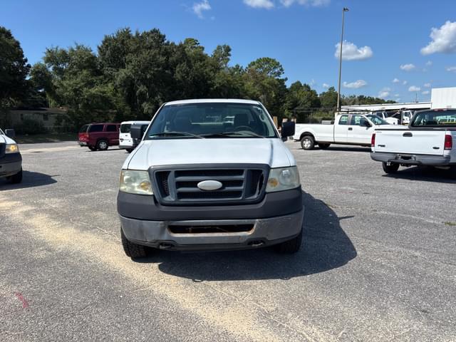 Image of Ford F-150 equipment image 1
