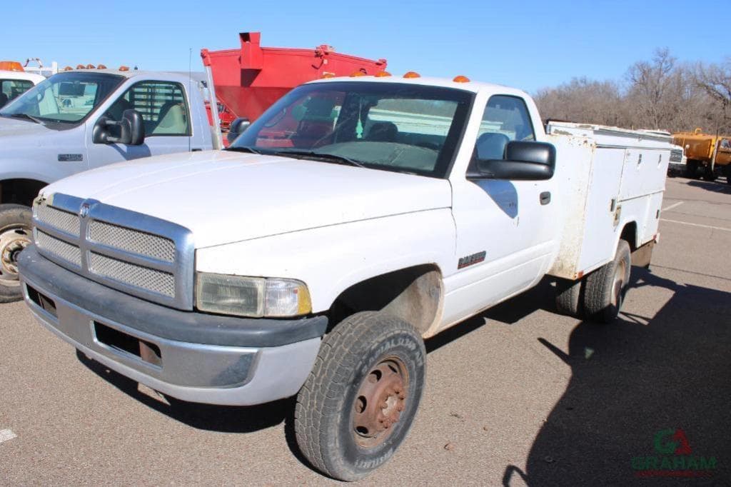 Image of Dodge Ram 3500 Primary image