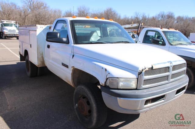 Image of Dodge Ram 3500 equipment image 1
