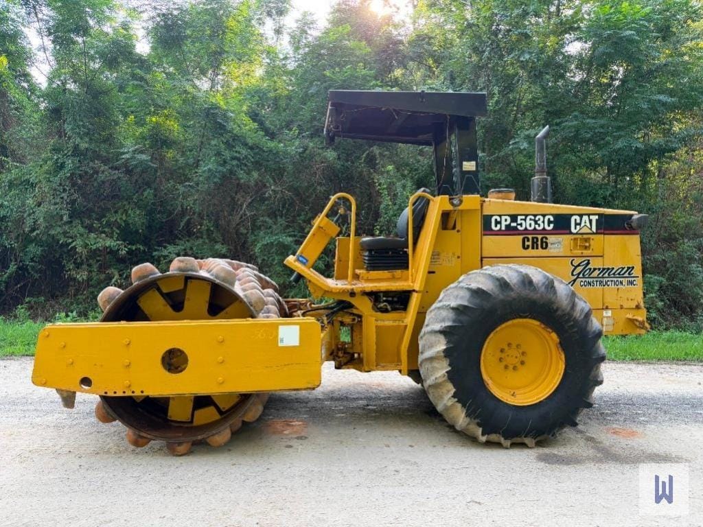 1996 Caterpillar CP-563C Equipment Image0