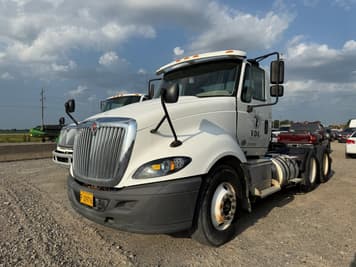 Main image International ProStar Plus 122