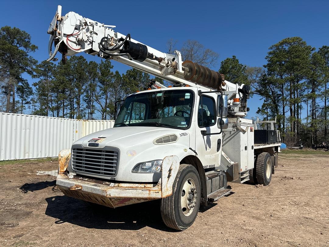 Image of Freightliner M2 Primary image