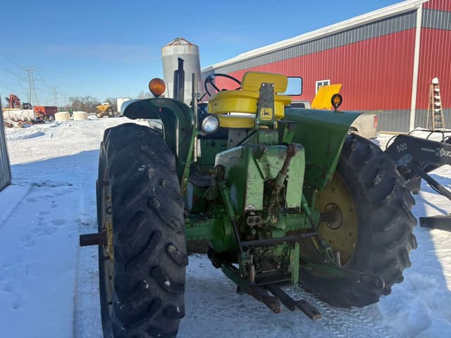 Image of John Deere 3020 equipment image 4