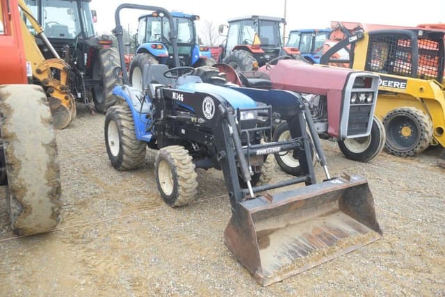 Image of New Holland TC21D equipment image 3