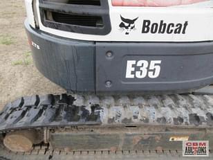 Main image Bobcat E35 19