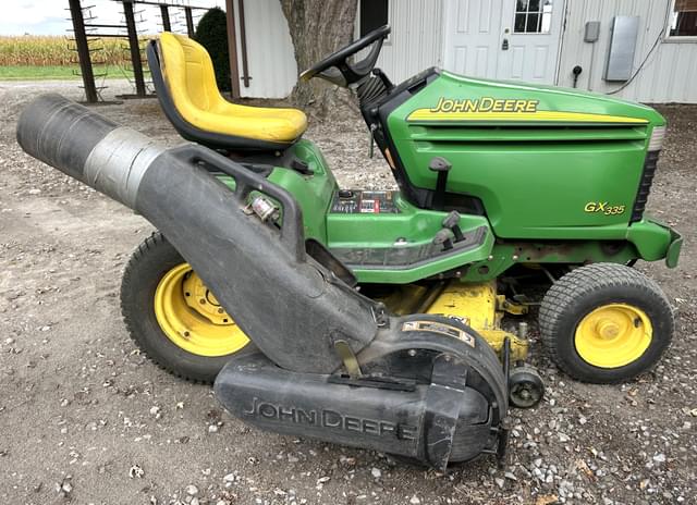 Image of John Deere GX335 equipment image 4