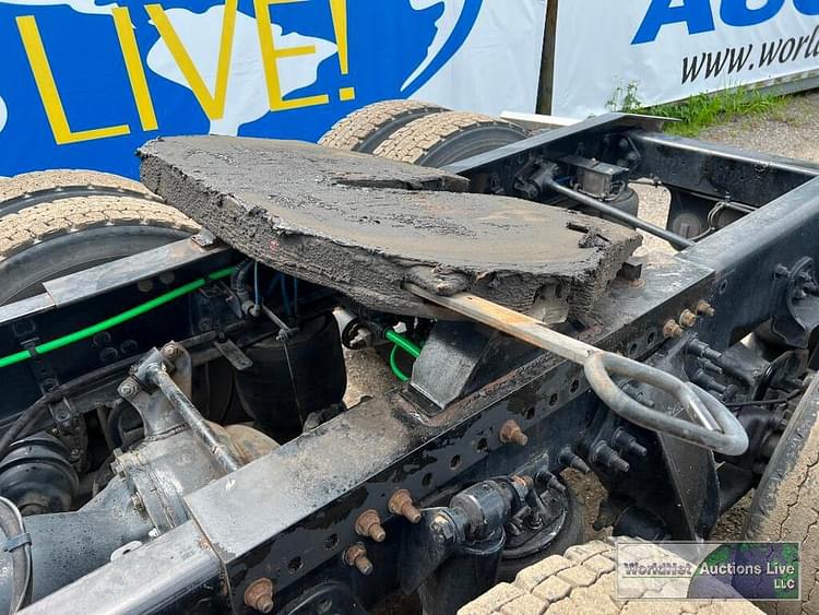 Main image Freightliner Cascadia 125 29