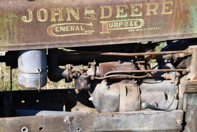 Image of John Deere B equipment image 2