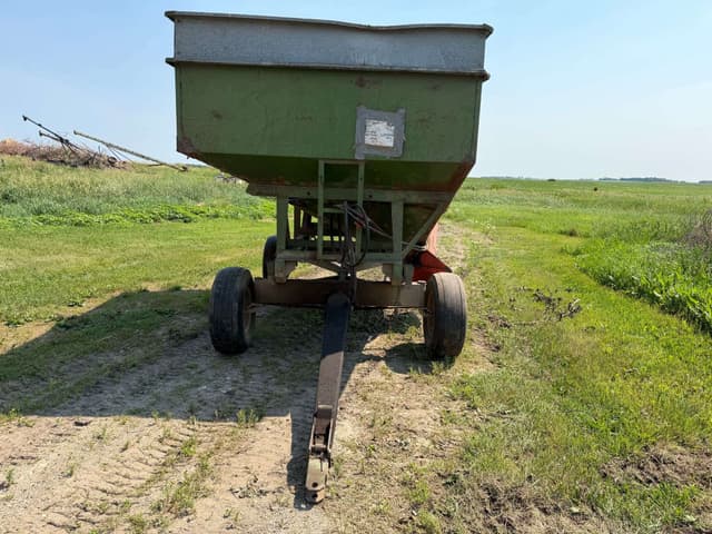 Image of Huskee 225 equipment image 4