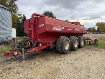 Main image Jamesway 7400