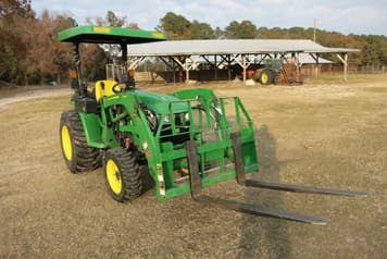 Main image John Deere 3038E