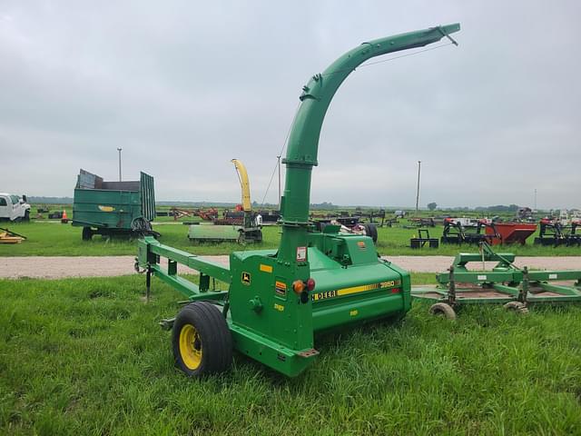 Image of John Deere 3950 equipment image 2